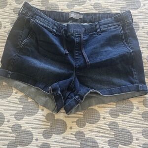 Torrid Weekend Mid-Rise Knit Denim Short Size 1